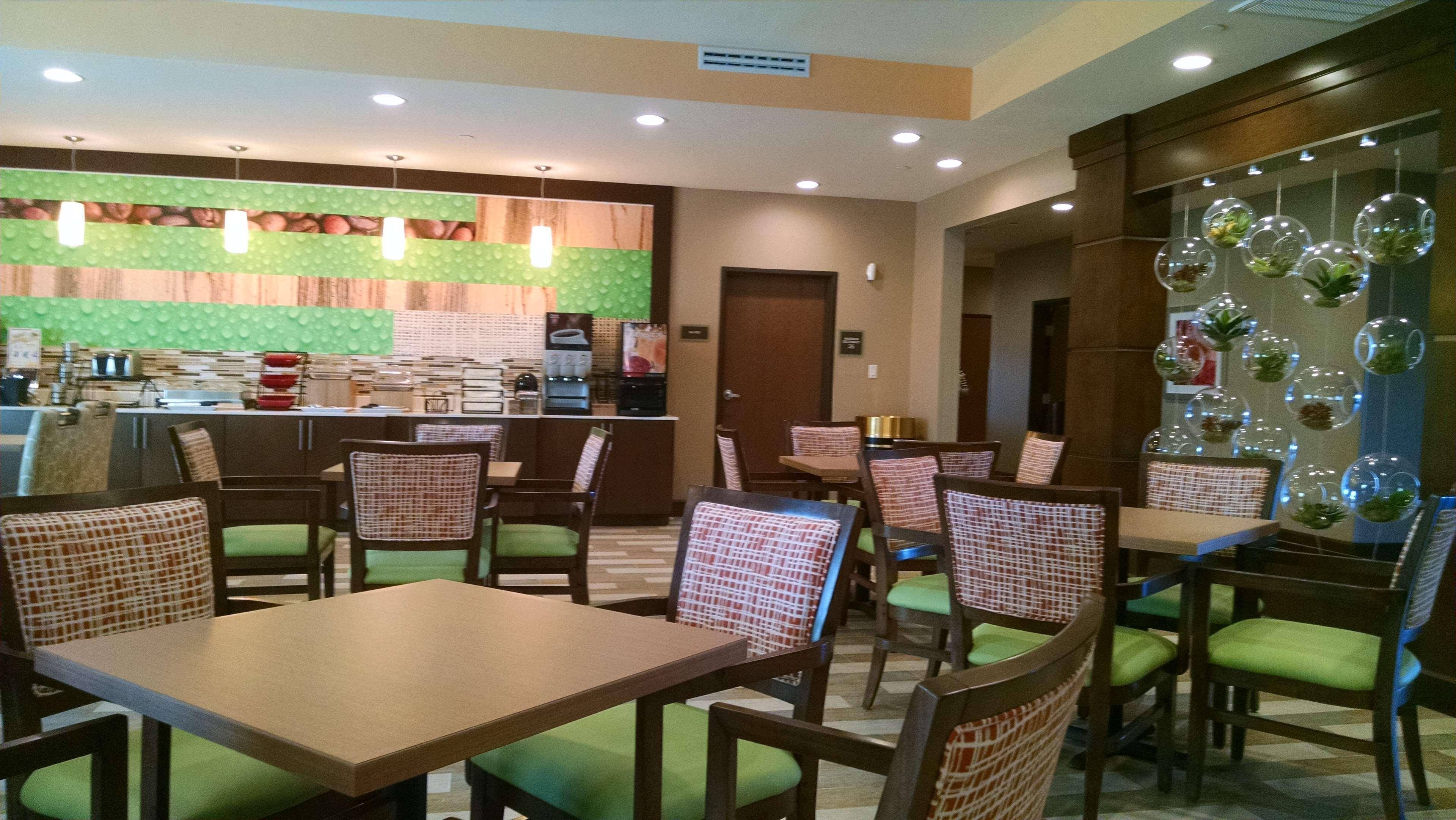 Best Western Plus Flatonia Inn Exterior foto